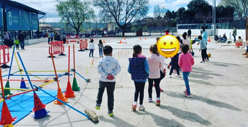 entrenamiento funcional para niños en centro deportivo ayora